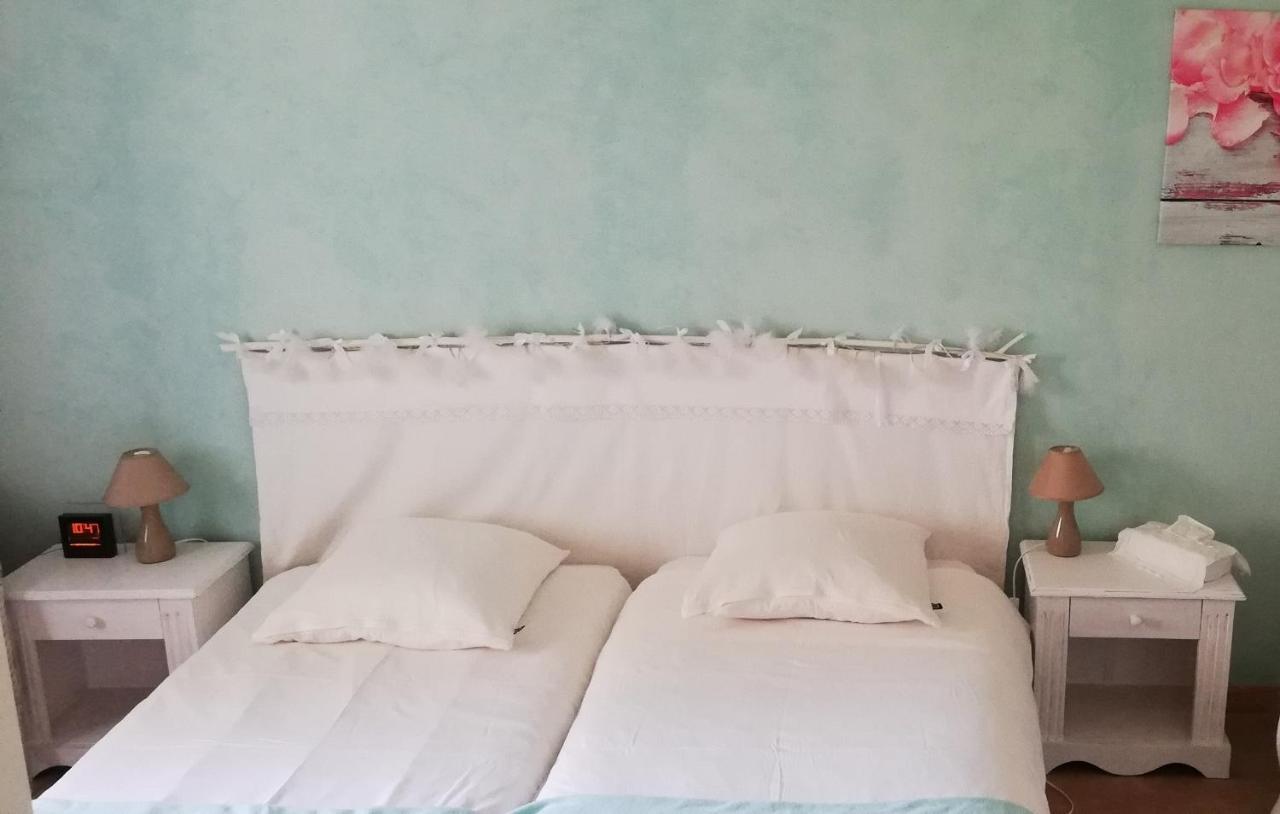 Chambre D'Hote En Vallee Du Loir - Elevage Des Rosiers Bazouges-sur-le-Loir Zewnętrze zdjęcie